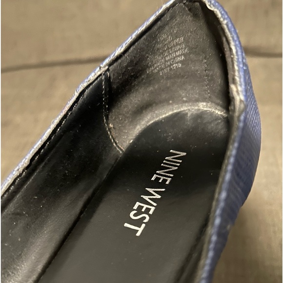 NINE WEST Flats with Patent Leather Toe - Picture 5 of 5